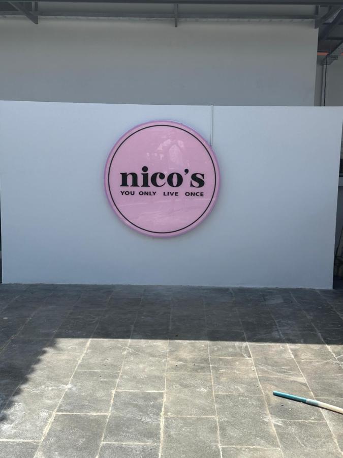 Nico'S Hotel And Skybar Sziemreap Kültér fotó